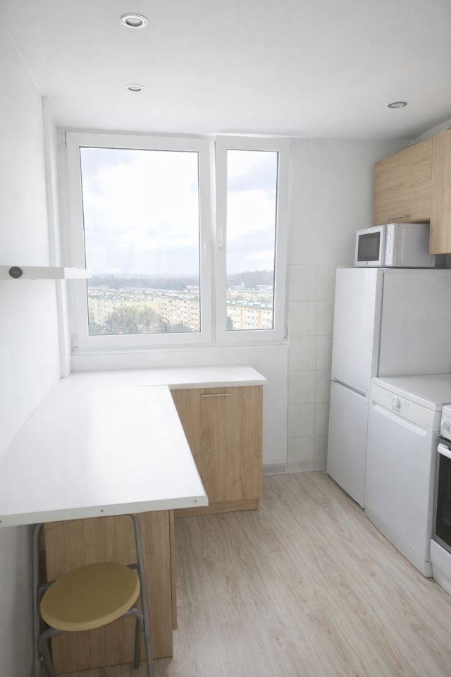 Mieszkanie 3-pokojowe Świdnica, ul. Jana Riedla. Zdjęcie 4