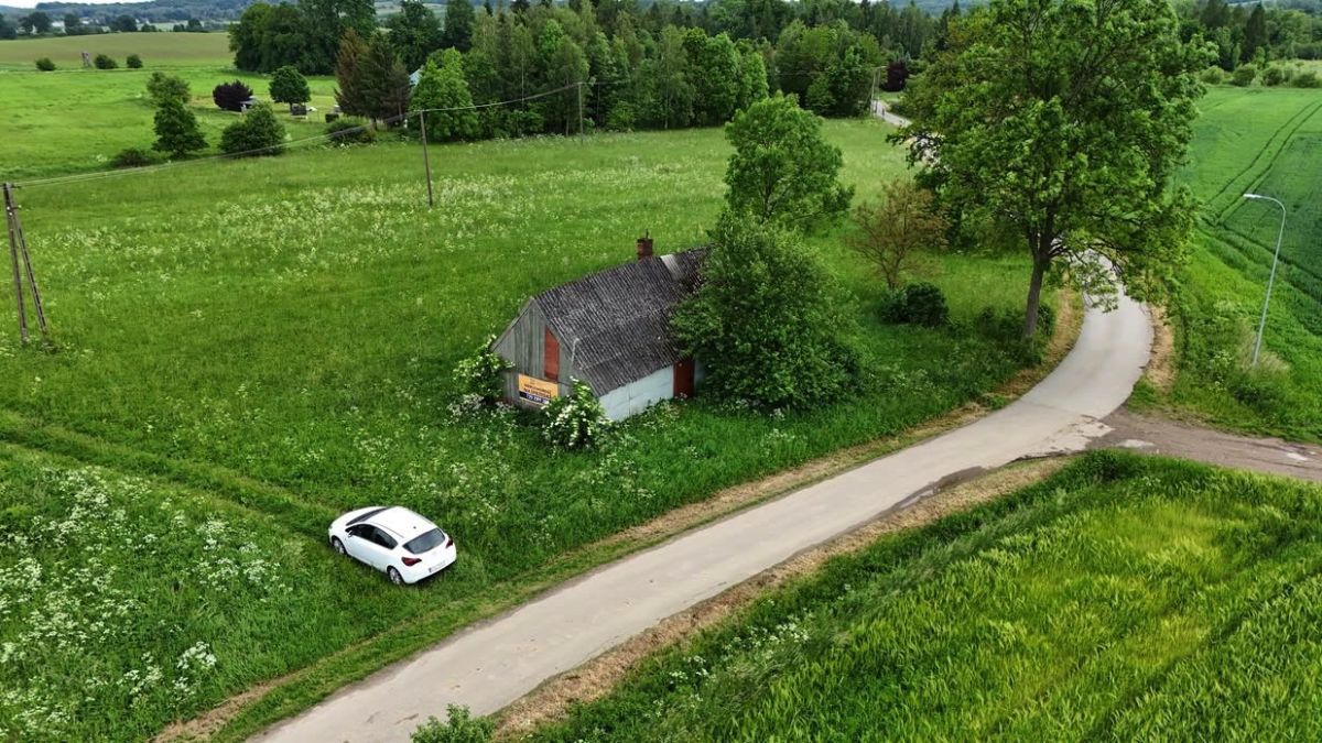 dom wolnostojący, 2 pokoje Szebnie. Zdjęcie 1