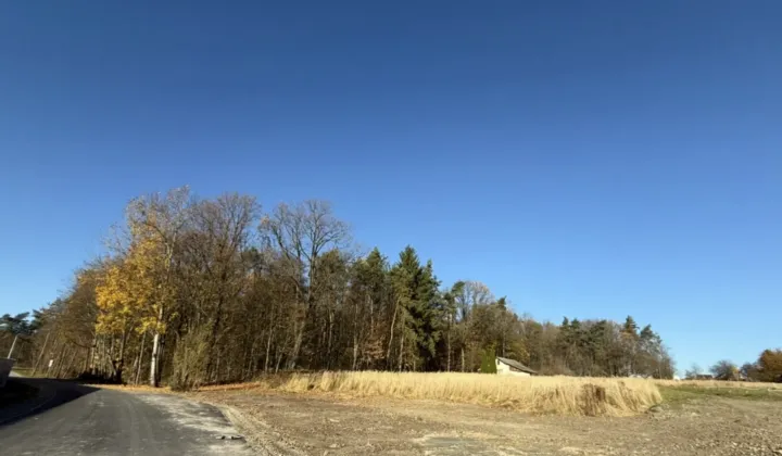 Działka budowlana Urzędów