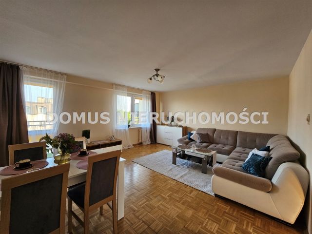 Mieszkanie 4-pokojowe Koluszki, ul. gen. Władysława Andersa. Zdjęcie 1