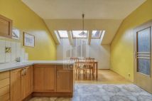 Mieszkanie 3-pokojowe Święta Katarzyna, ul. Polna. Zdjęcie 4