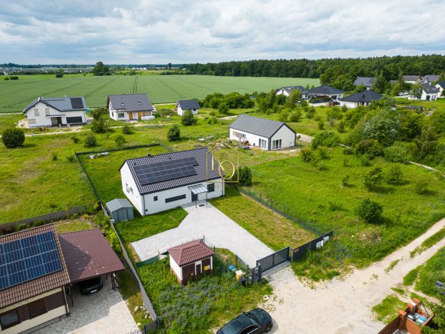 dom wolnostojący, 3 pokoje Nadolice Wielkie, ul. Jastrzębia. Zdjęcie 1