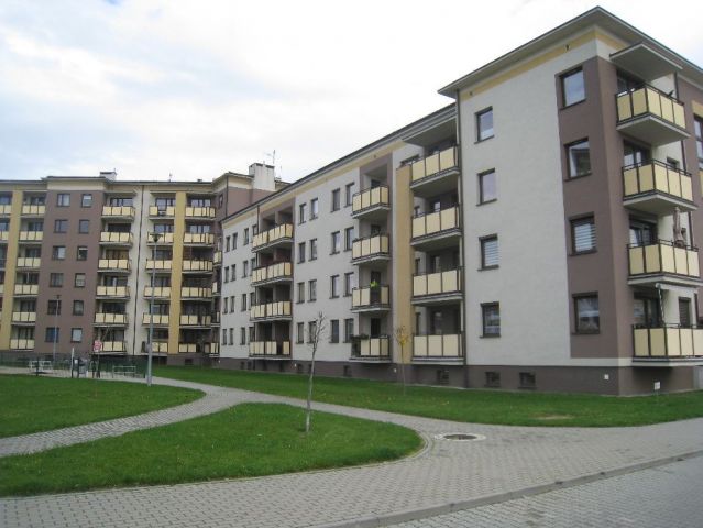 Mieszkanie 3-pokojowe Oława Centrum, ul. Zaciszna. Zdjęcie 1