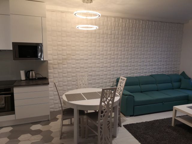 Mieszkanie 4-pokojowe Góra Kalwaria, ul. Fryderyka Chopina. Zdjęcie 1