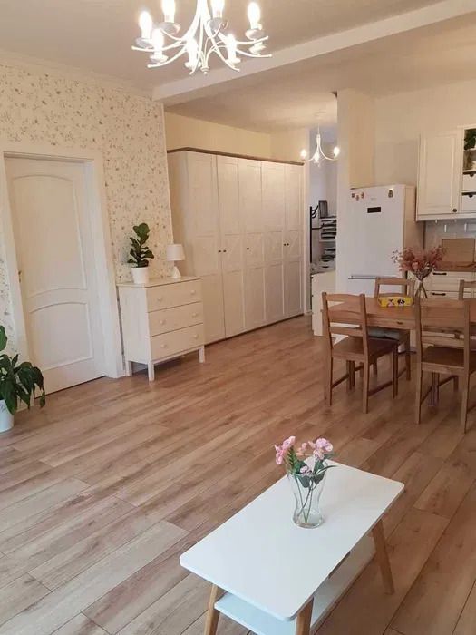 Mieszkanie 5-pokojowe Marki. Zdjęcie 8