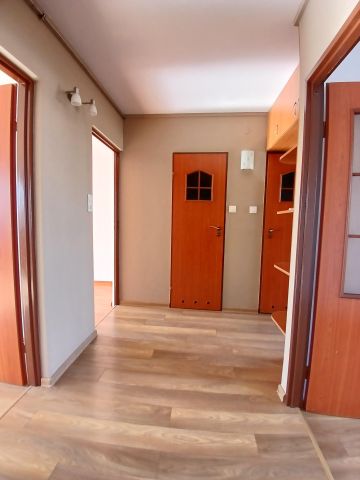 Mieszkanie 3-pokojowe Tarnobrzeg, ul. Mikołaja Kopernika. Zdjęcie 8