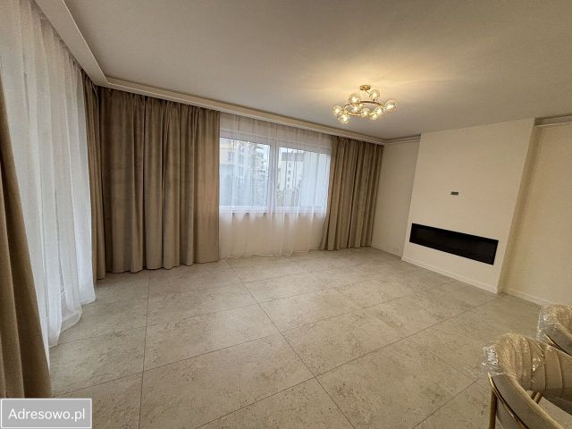 Mieszkanie 5-pokojowe Łódź Górna, ul. Wigilijna. Zdjęcie 1