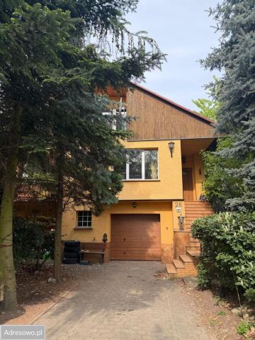 dom wolnostojący, 6 pokoi Trzebnica, ul. Czereśniowa. Zdjęcie 1
