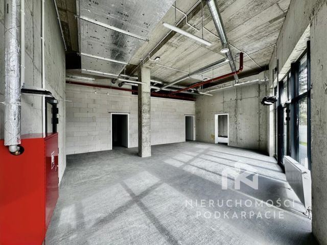 Lokal Rzeszów, ul. Podpromie. Zdjęcie 1