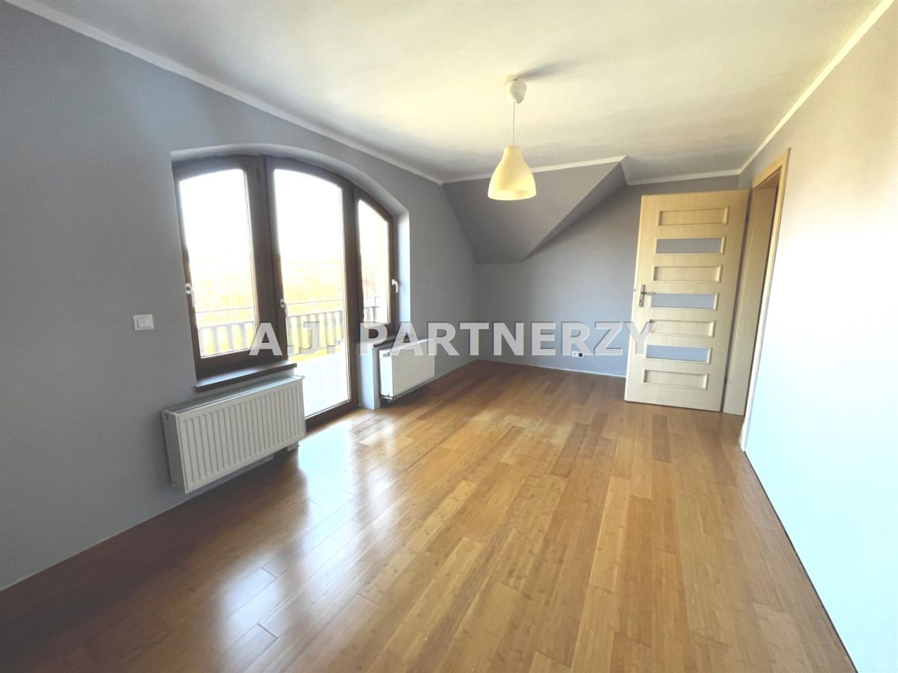 dom, 6 pokoi Siedlec. Zdjęcie 9