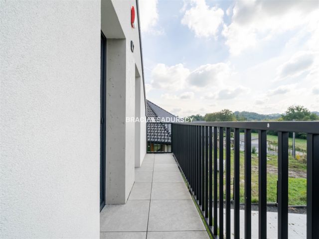 dom wolnostojący, 4 pokoje Koźmice Małe. Zdjęcie 28