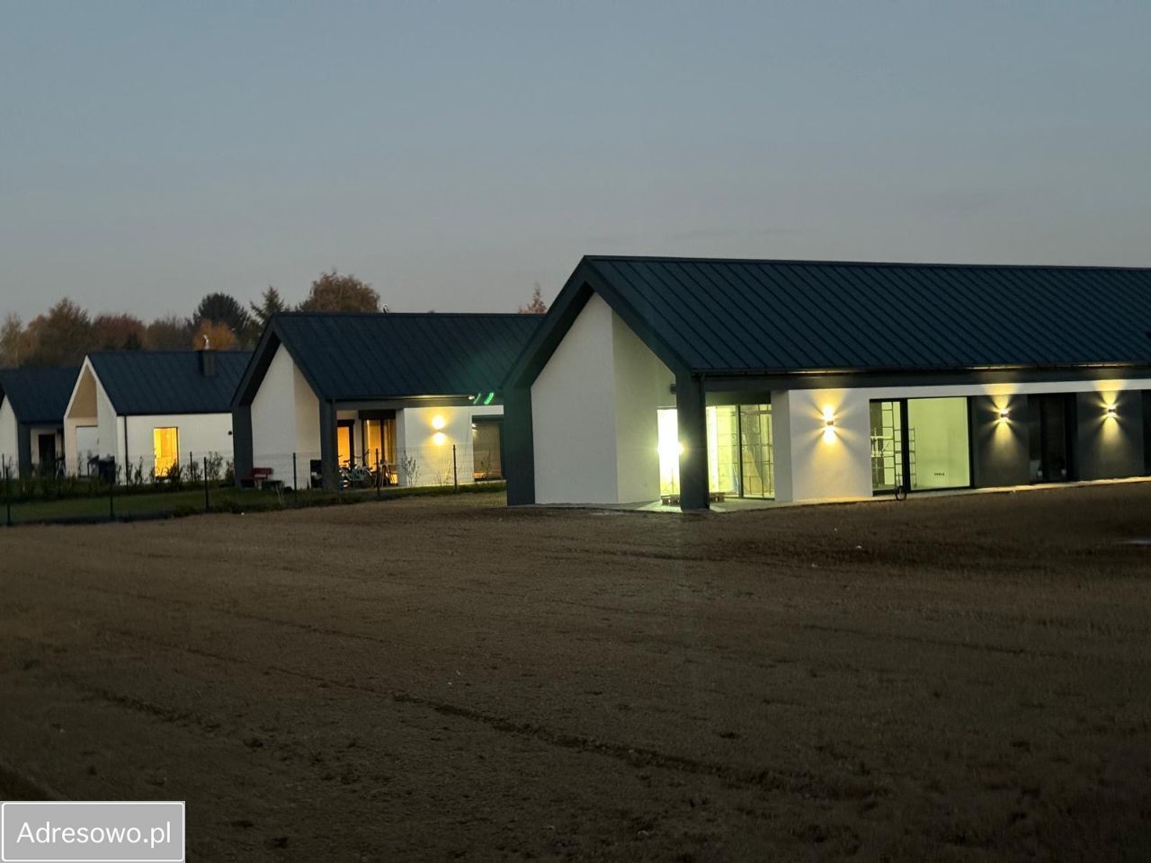 dom wolnostojący, 4 pokoje Motycz. Zdjęcie 15