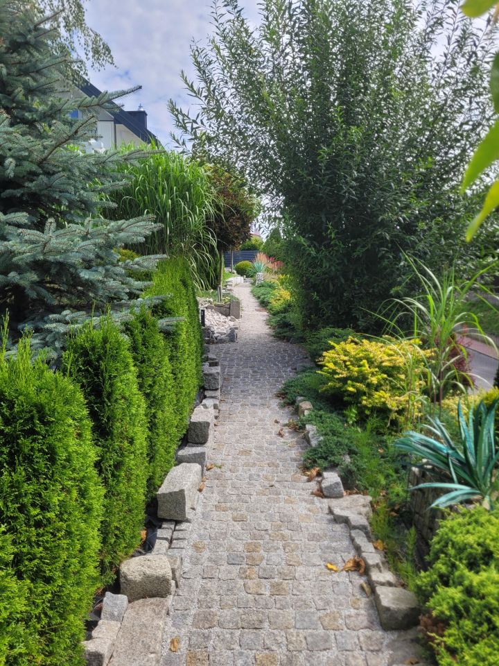 dom wolnostojący, 5 pokoi Bibice, ul. Sosnowa. Zdjęcie 8