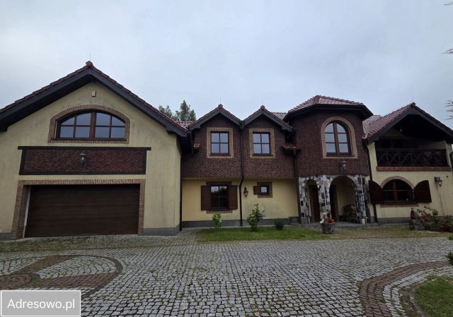 dom wolnostojący, 8 pokoi Rekowo Górne. Zdjęcie 1