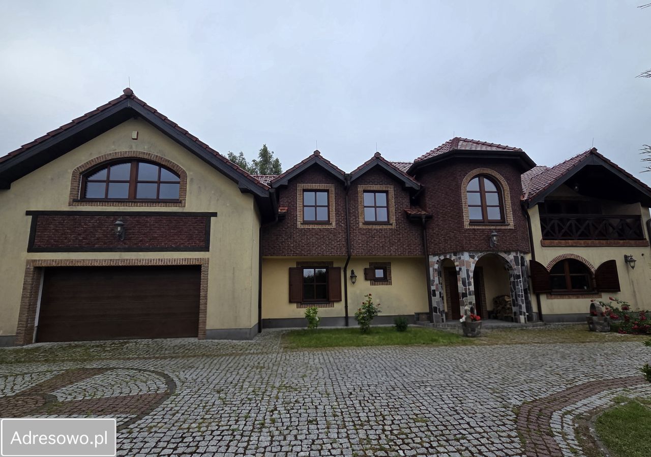 dom wolnostojący, 8 pokoi Rekowo Górne. Zdjęcie 1