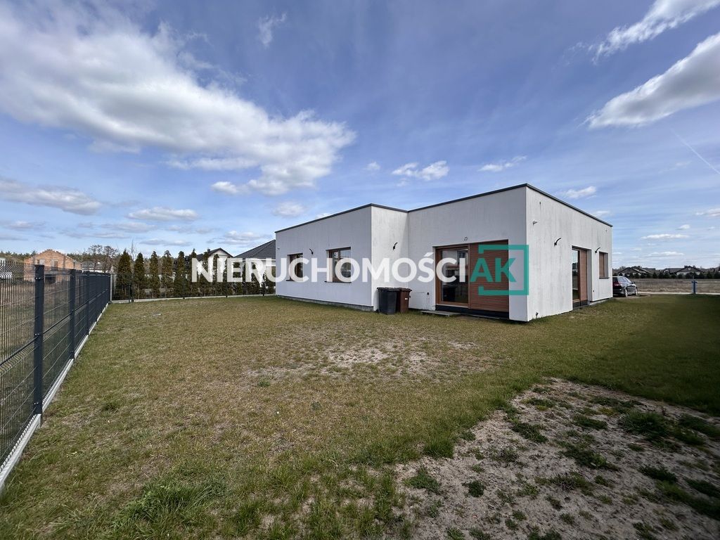 dom wolnostojący, 4 pokoje Daszewice. Zdjęcie 1