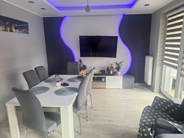 Mieszkanie 3-pokojowe Grodzisk Wielkopolski, os. Wojska Polskiego. Zdjęcie 1