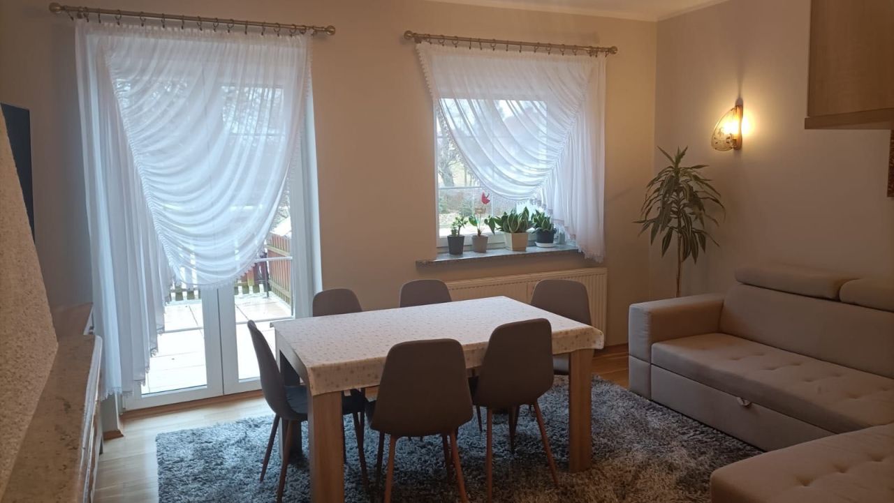 Mieszkanie 3-pokojowe Bąków. Zdjęcie 1