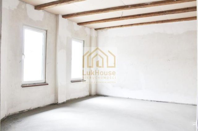 Mieszkanie 3-pokojowe Bytom Śródmieście, ul. marsz. Józefa Piłsudskiego. Zdjęcie 2