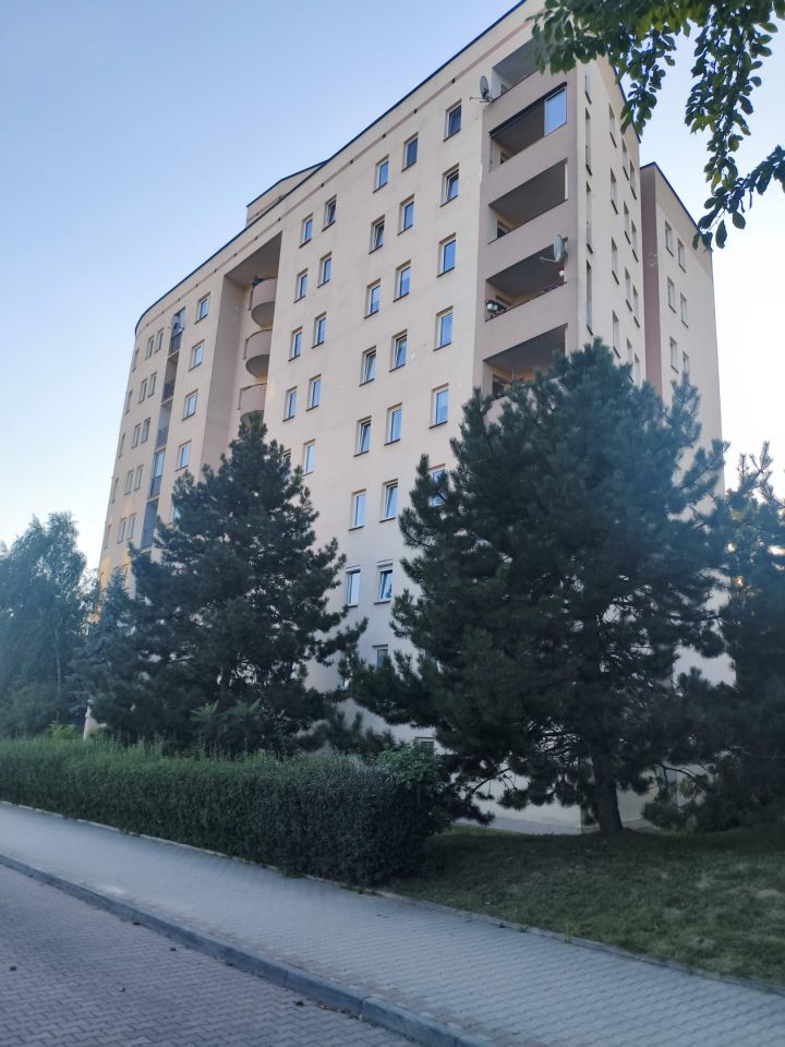 Mieszkanie 2-pokojowe Kraków Czyżyny, os. 2 Pułku Lotniczego. Zdjęcie 5