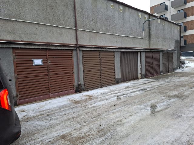 Garaż/miejsce parkingowe Szczecin Bukowe, Kolorowych Domów. Zdjęcie 1