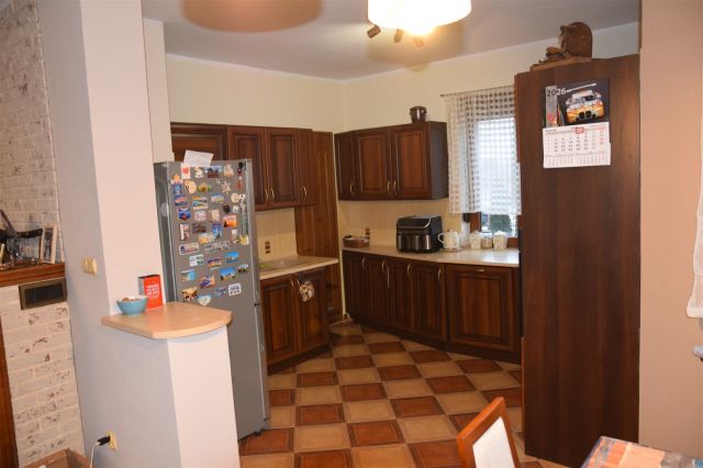 dom wolnostojący, 5 pokoi Gniezno. Zdjęcie 12