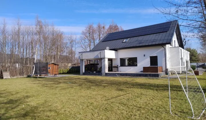 dom wolnostojący, 4 pokoje Płock