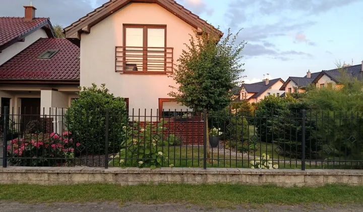 dom wolnostojący, 4 pokoje Kobylanka