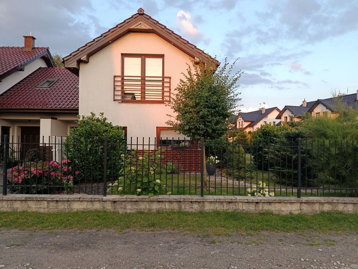 dom wolnostojący, 4 pokoje Kobylanka. Zdjęcie 1