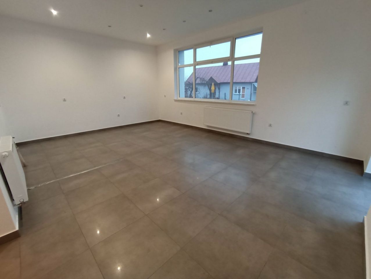 Lokal Nowy Pawłów. Zdjęcie 7