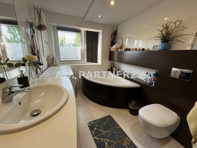 bliźniak, 4 pokoje Kraków Bieżanów. Zdjęcie 8