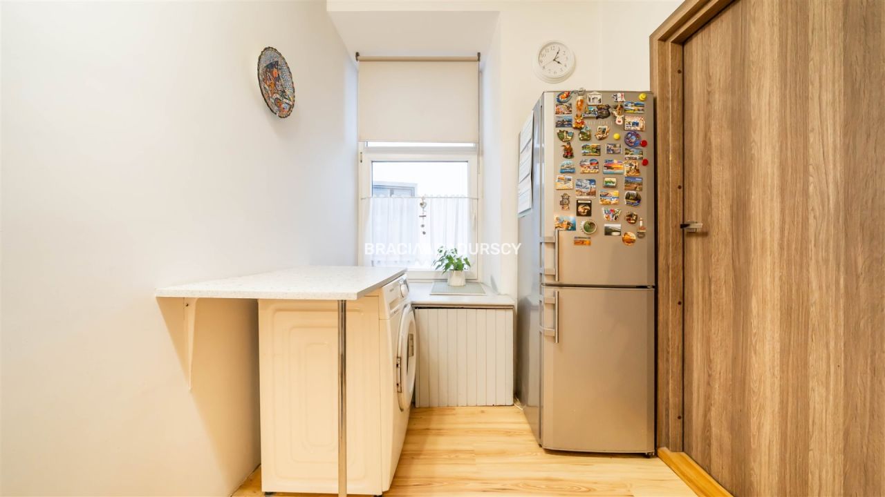 Mieszkanie 2-pokojowe Kraków Grzegórzki, ul. gen. Józefa Dwernickiego. Zdjęcie 4