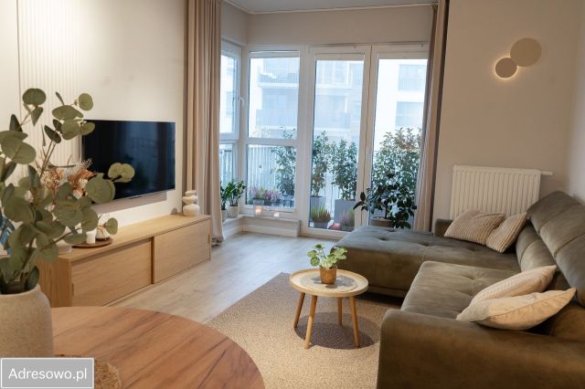 Mieszkanie 3-pokojowe Kowale. Zdjęcie 1