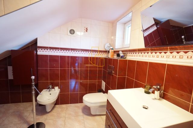 dom wolnostojący, 6 pokoi Smolec. Zdjęcie 19