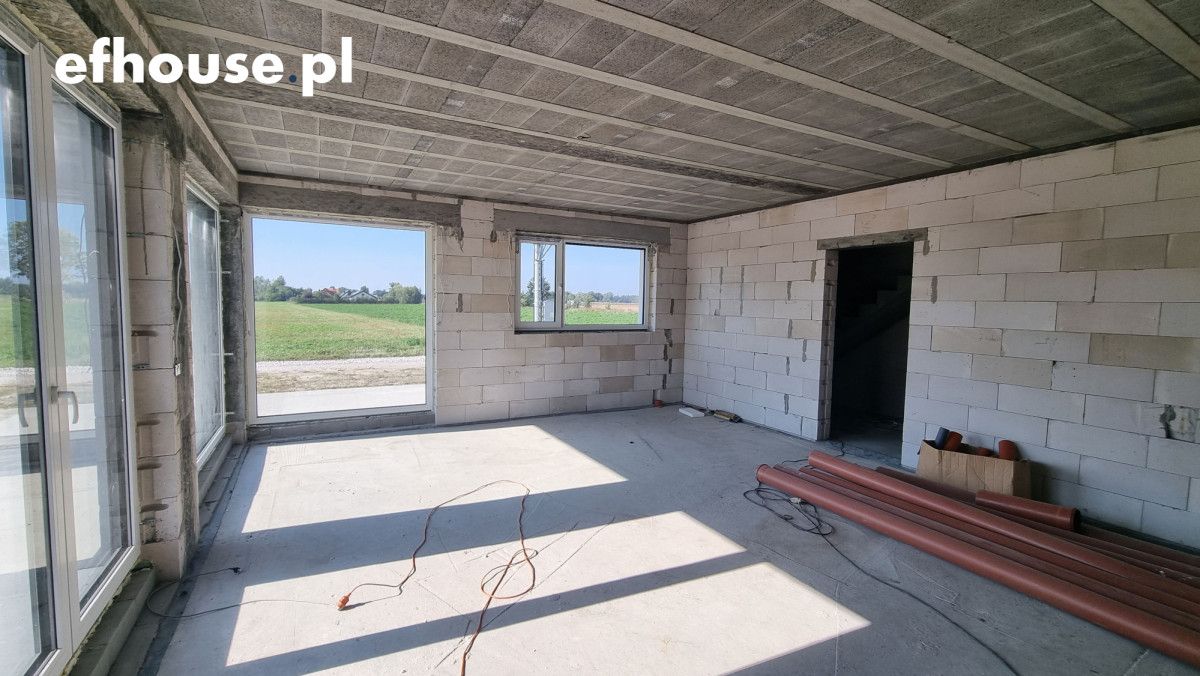 dom wolnostojący, 4 pokoje Mamlicz. Zdjęcie 8