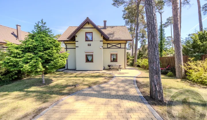 dom wolnostojący, 4 pokoje Łukęcin