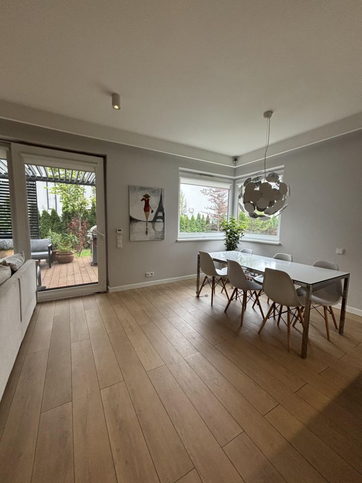 bliźniak, 6 pokoi Łomianki Dolne, ul. Kościelna Droga. Zdjęcie 8