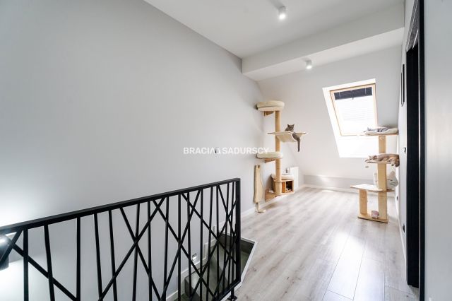 Mieszkanie 4-pokojowe Wieliczka, ul. Sadowa. Zdjęcie 13