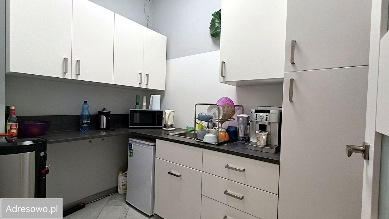 Biuro Świdnica, ul. Ofiar Oświęcimskich. Zdjęcie 6