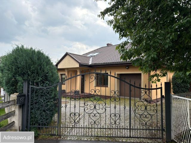 dom wolnostojący, 6 pokoi Jedlina-Zdrój, ul. Słowackiego. Zdjęcie 1