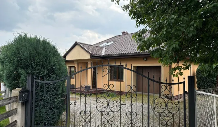 dom wolnostojący, 6 pokoi Jedlina-Zdrój, ul. Słowackiego