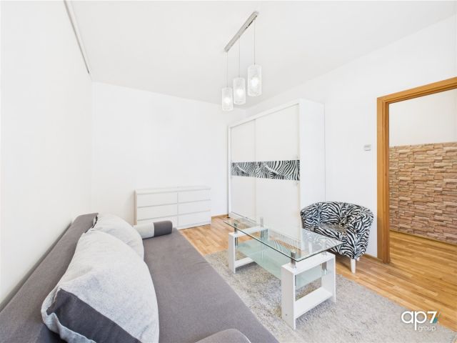 Mieszkanie 2-pokojowe Libertów. Zdjęcie 2