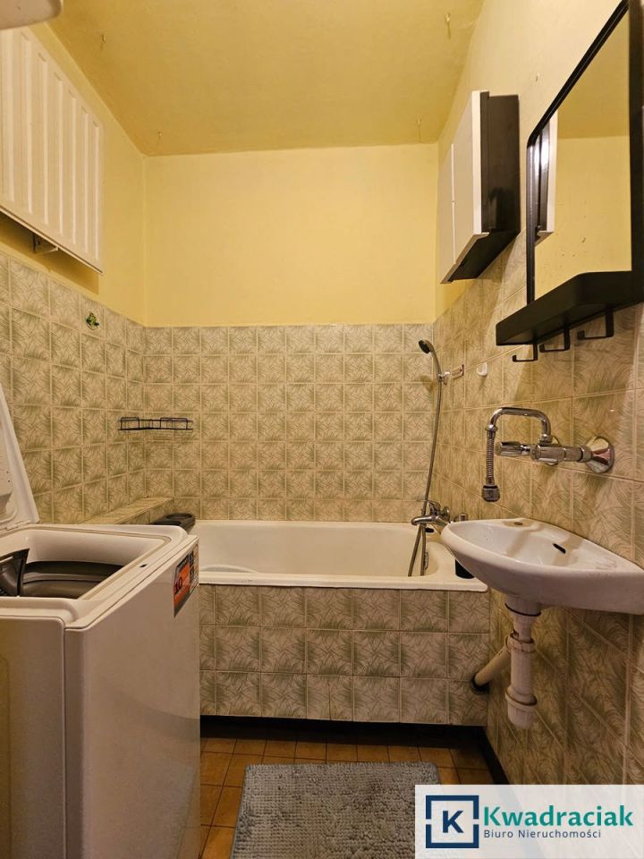 Mieszkanie 3-pokojowe Jasło, ul. Władysława Sikorskiego. Zdjęcie 12