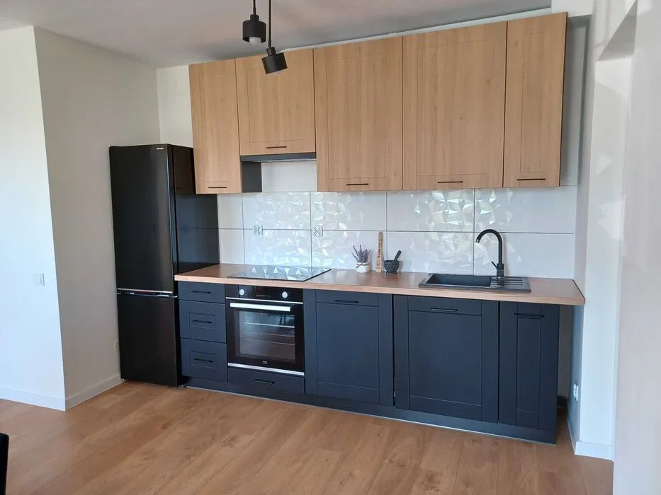 Mieszkanie 3-pokojowe Katowice Kostuchna, ul. Jana Kściuczyka. Zdjęcie 2