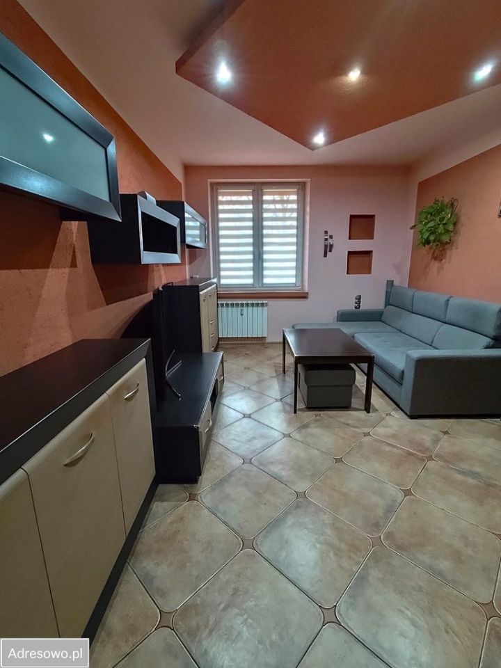 Mieszkanie 2-pokojowe Pyskowice, pl. marsz. Józefa Piłsudskiego. Zdjęcie 1