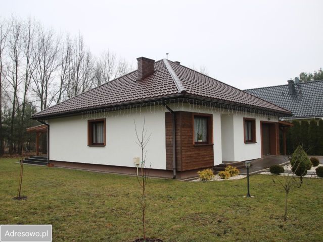 dom wolnostojący, 3 pokoje Korzeniówka, ul. Leśna. Zdjęcie 1