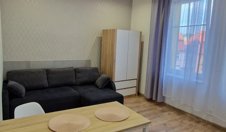 Mieszkanie 1-pokojowe Wałbrzych Śródmieście, pl. Kościelny