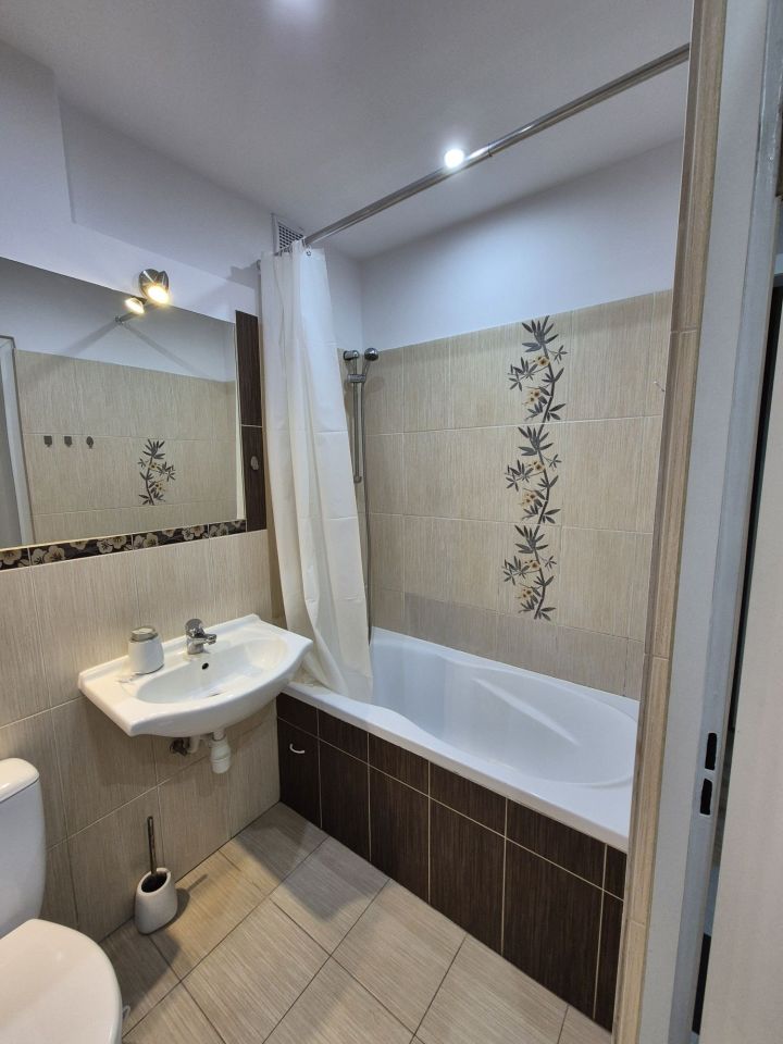 Mieszkanie 2-pokojowe Gdynia Chylonia, ul. Ludwika Zamenhofa. Zdjęcie 3