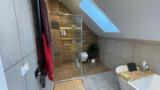 dom wolnostojący, 5 pokoi Kłaj. Zdjęcie 7