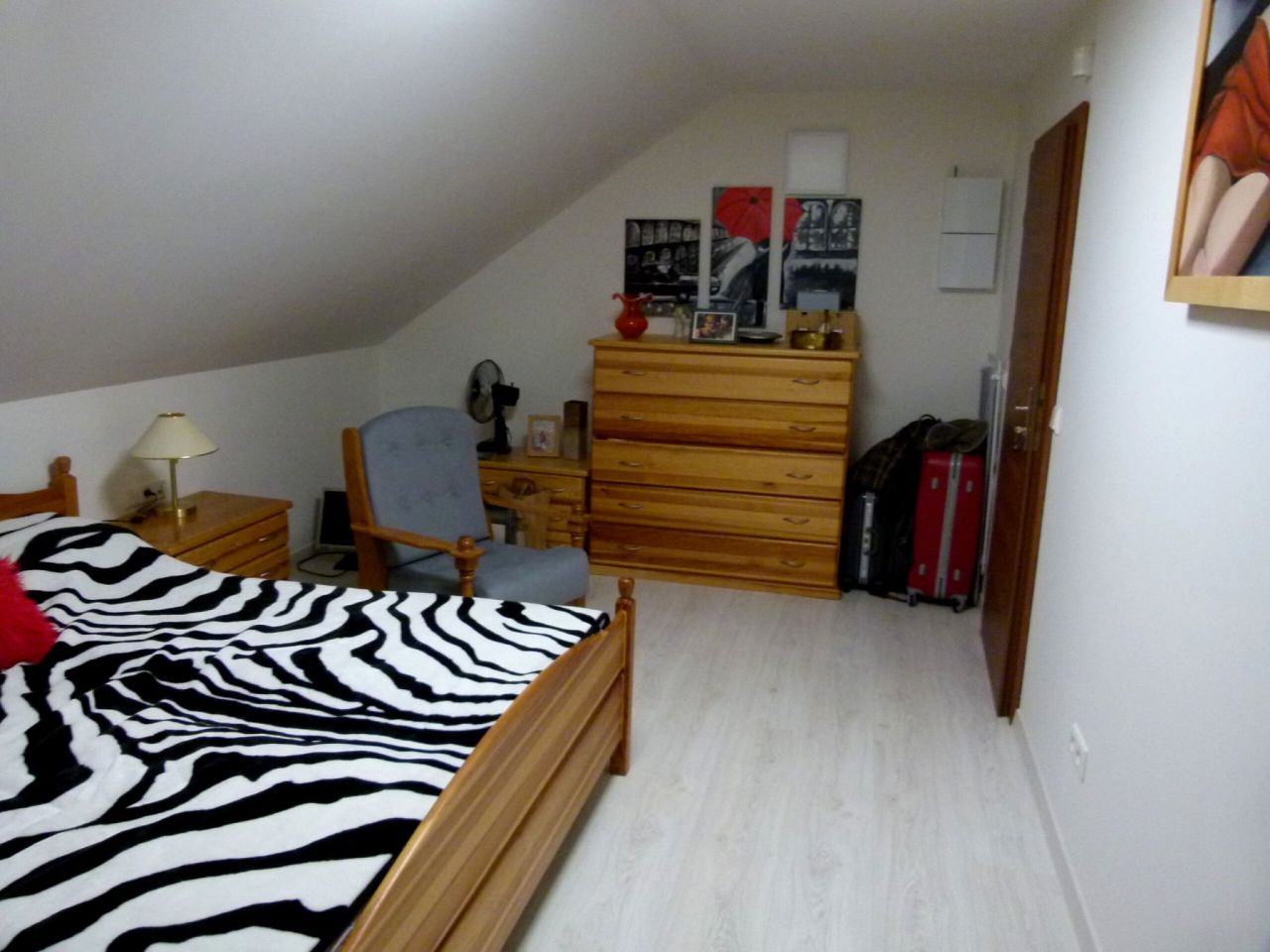 dom wolnostojący, 4 pokoje Kamionki. Zdjęcie 2